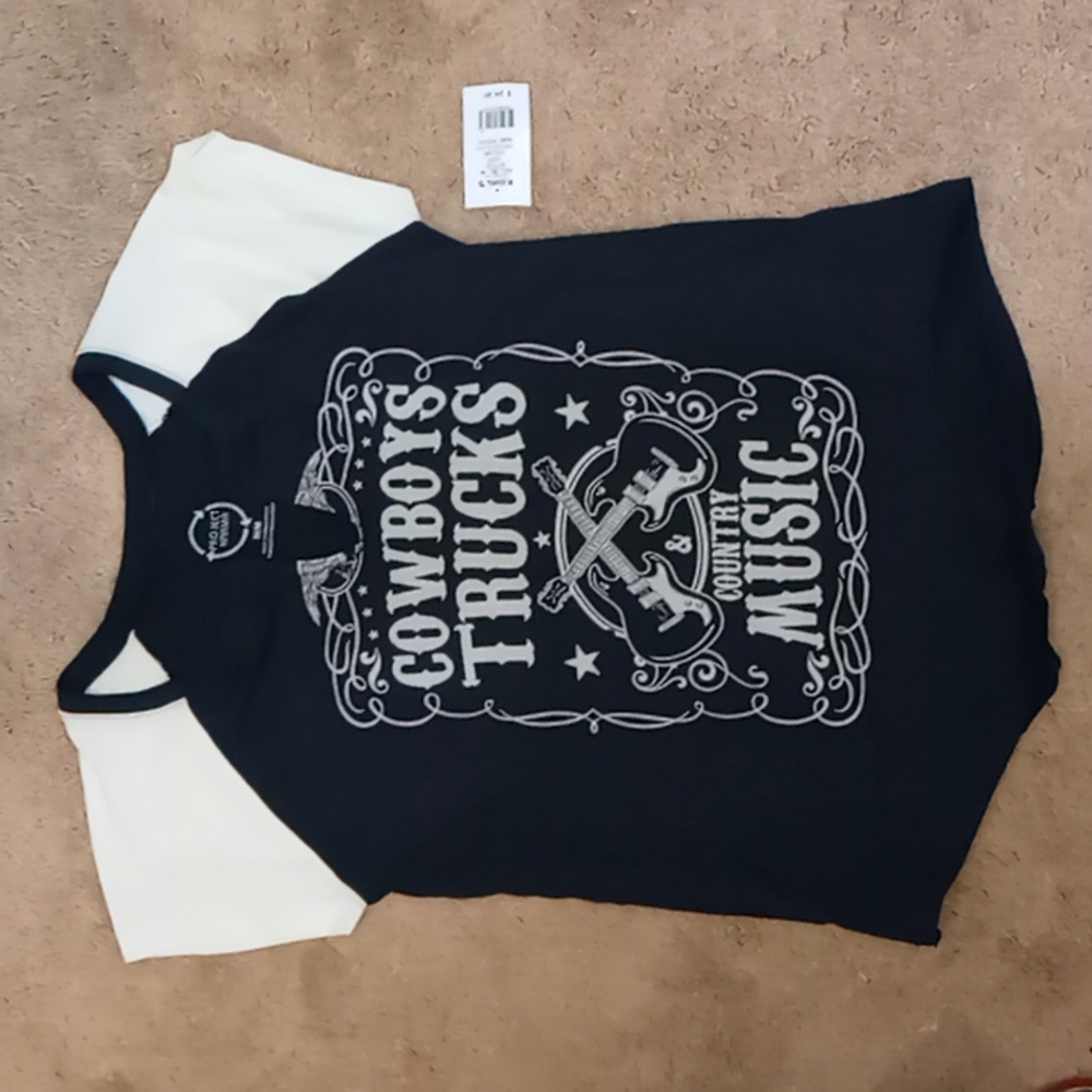 4️⃣ Women's tee by Protect Karma NWT